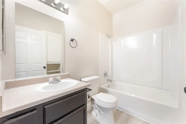 $184,999 | 4730 East Craig Road, Unit 1007, Las Vegas, NV 89115