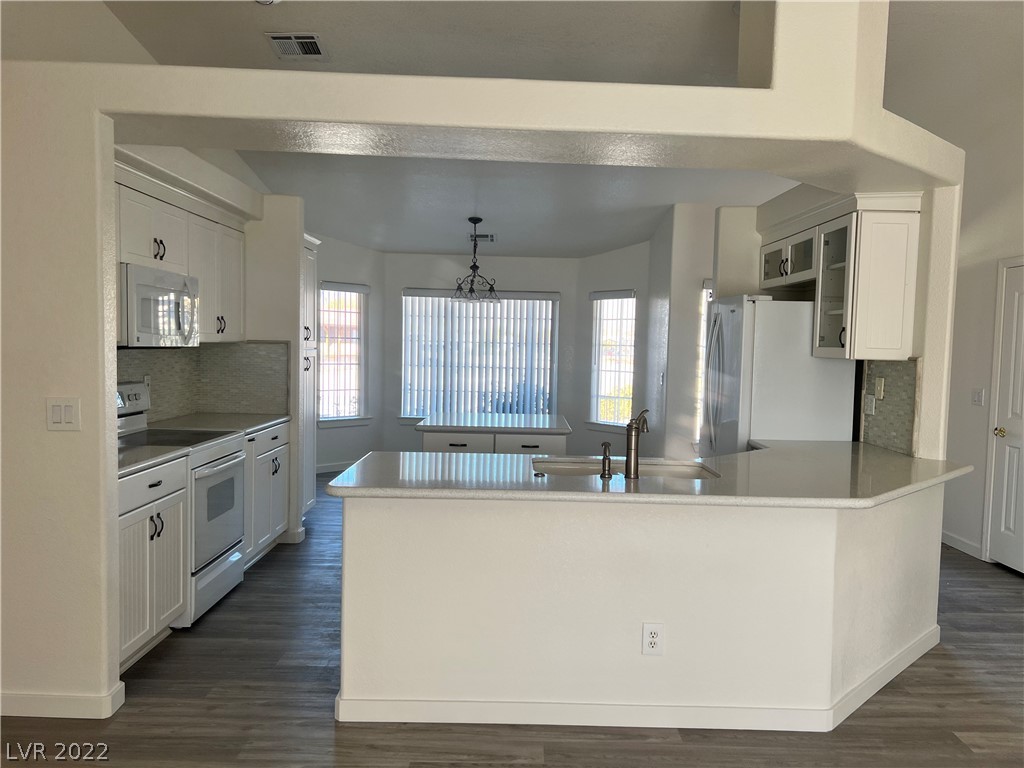 5721 Doubletree Road Pahrump, NV 89061 - Photo 10 of 29 Gallery Image 10