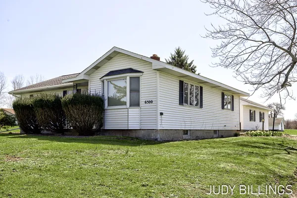$775,000 | 6500 122nd Avenue, Fennville, MI 49408