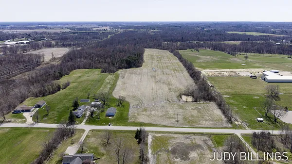 $775,000 | 6500 122nd Avenue, Fennville, MI 49408