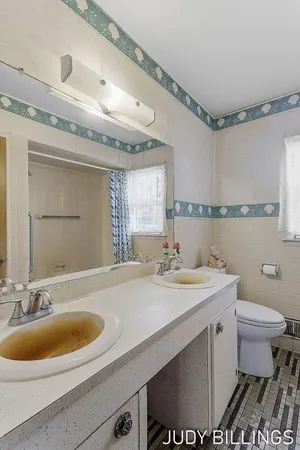 $775,000 | 6500 122nd Avenue, Fennville, MI 49408
