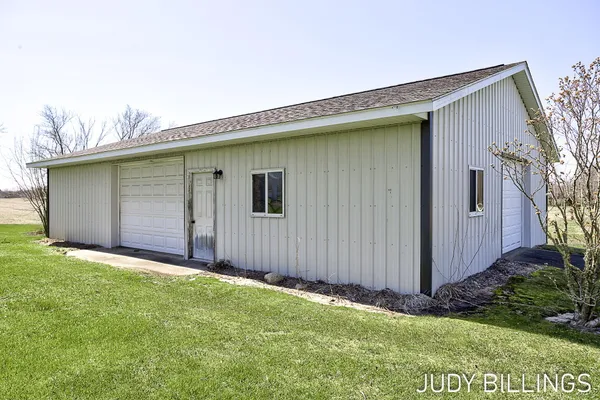 $775,000 | 6500 122nd Avenue, Fennville, MI 49408