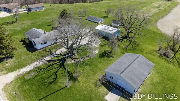 $775,000 | 6500 122nd Avenue, Fennville, MI 49408