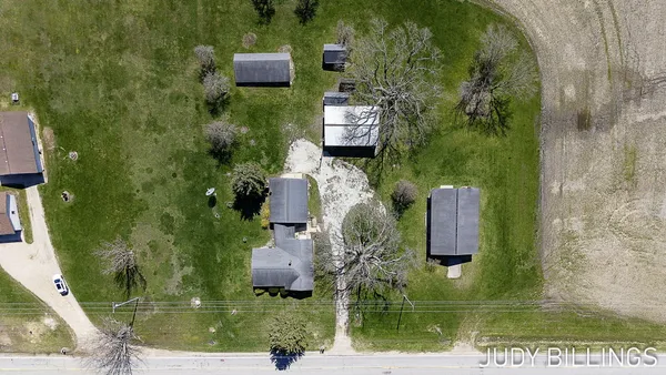 $775,000 | 6500 122nd Avenue, Fennville, MI 49408