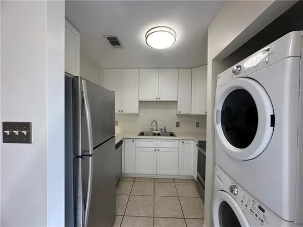 $1,200 | 700 Heavens Drive, Unit 5, Mandeville, LA 70471