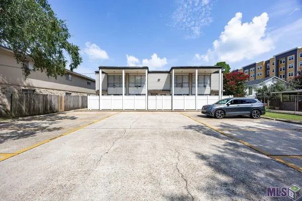 $120,000 | 454 West Parker Boulevard, Unit A10, Baton Rouge, LA 70808