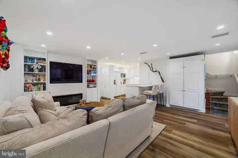 $899,900 | 2027 Chancellor Street, Philadelphia, PA 19103