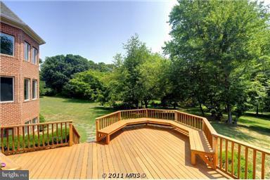10343 Kingsbridge Road Ellicott City, MD 21042 - Photo 26 of 29 Exterior (Rear)