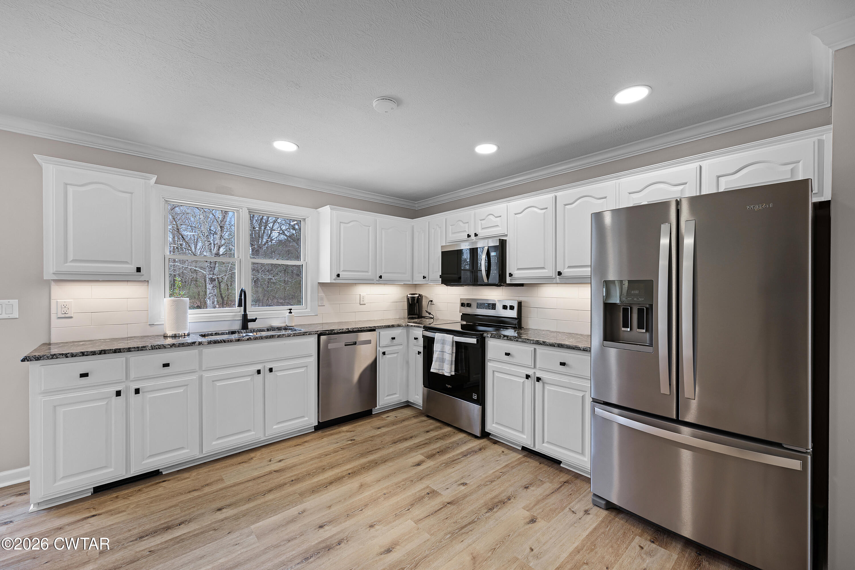 2436 Beech Bluff Road Jackson, TN 38301 - Photo 8 of 18 Kitchen