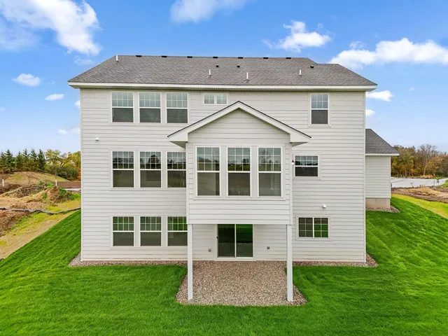 $988,915 | 15650 112th Avenue North, Osseo, MN 55369