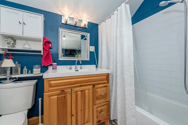 $240,000 | 519 North Ash Street, Waukegan, IL 60085