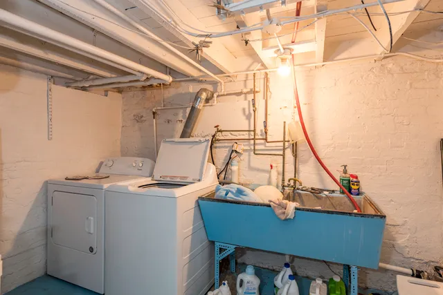 $240,000 | 519 North Ash Street, Waukegan, IL 60085