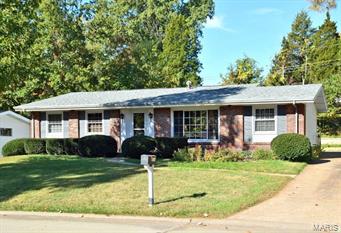 811 Brookvale Terrace Ballwin, MO 63021 - Photo 1 of 17 Gallery Image 1