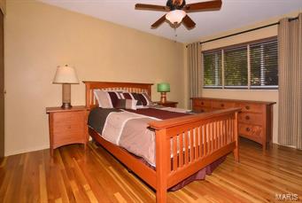 811 Brookvale Terrace Ballwin, MO 63021 - Photo 8 of 17 Gallery Image 8