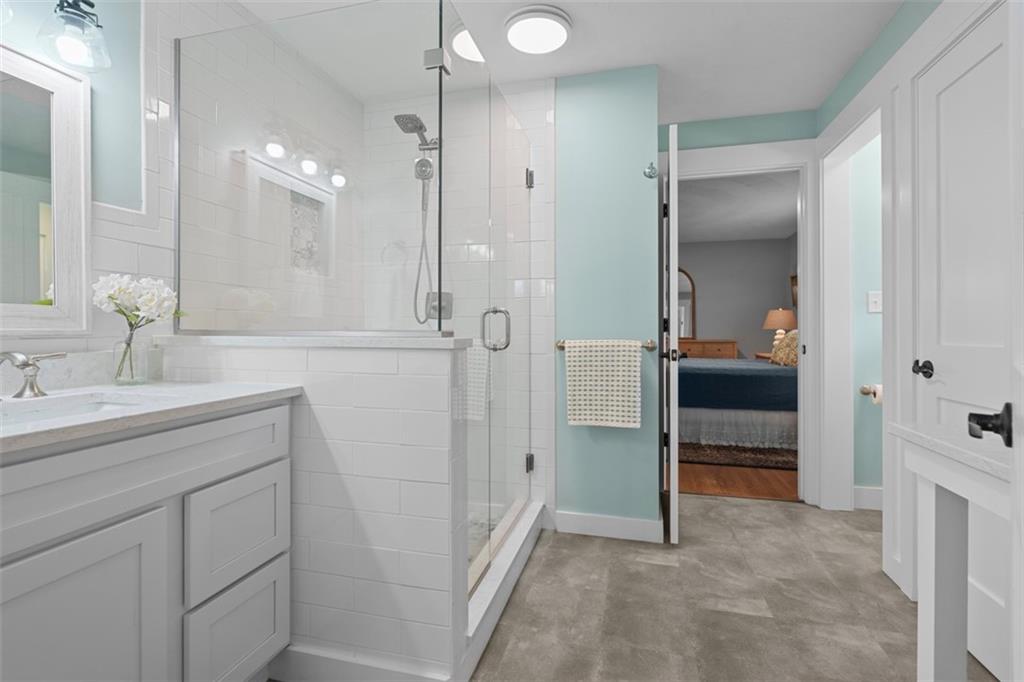 142 Sober Road Leechburg, PA 15656 - Photo 20 of 41 Master Bath