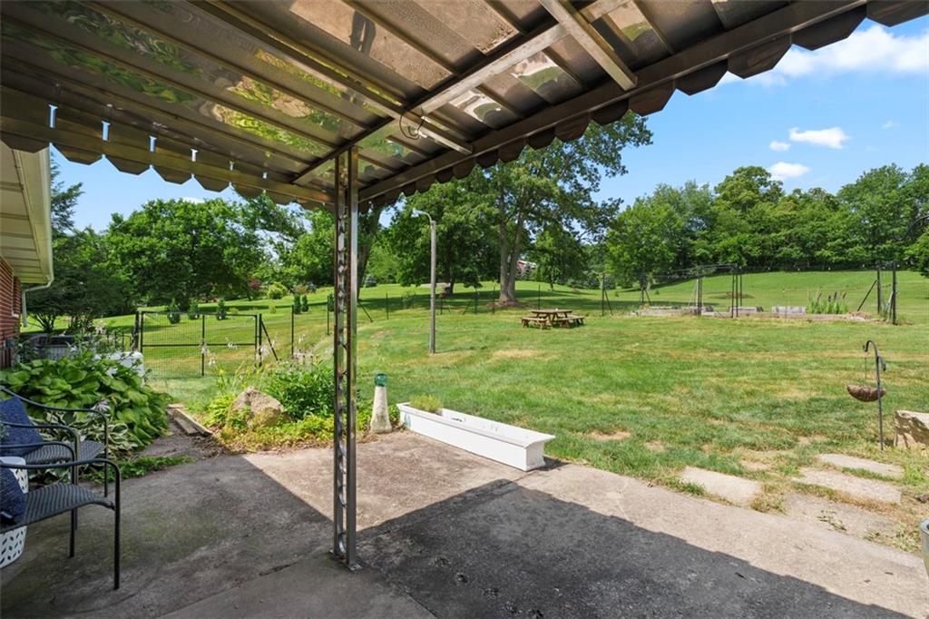 142 Sober Road Leechburg, PA 15656 - Photo 34 of 41 Back Porch
