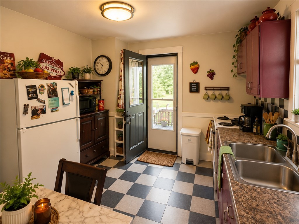 3764 Lake Avenue Rochester, NY 14612 - Photo 8 of 23