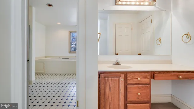 $775,000 | 45 Latham Court, Doylestown, PA 18901