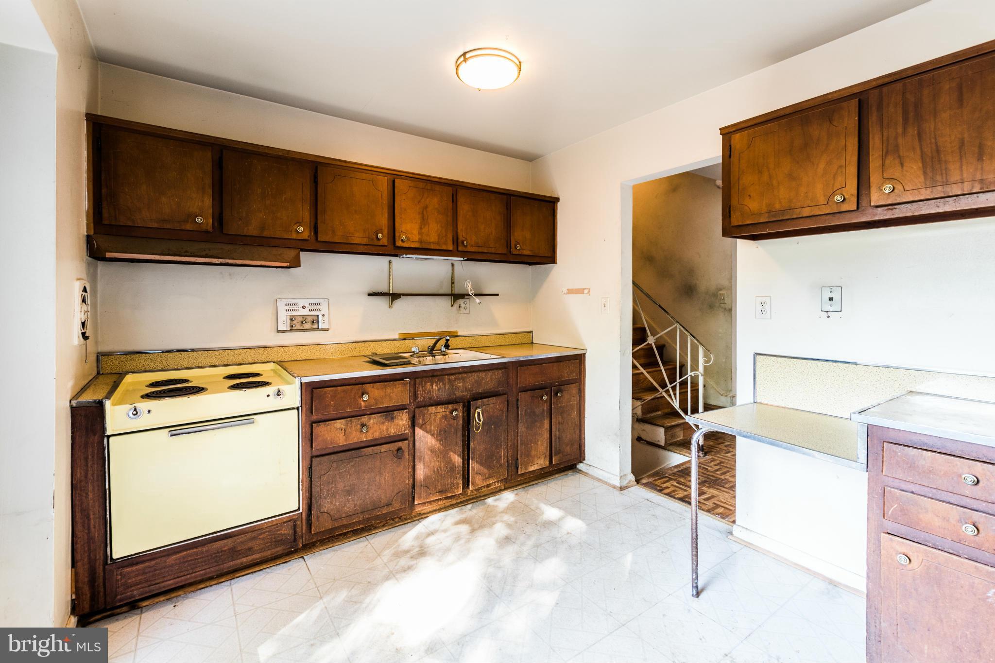 4202 Elby Street Silver Spring, MD 20906 - Photo 9 of 25 Kitchen