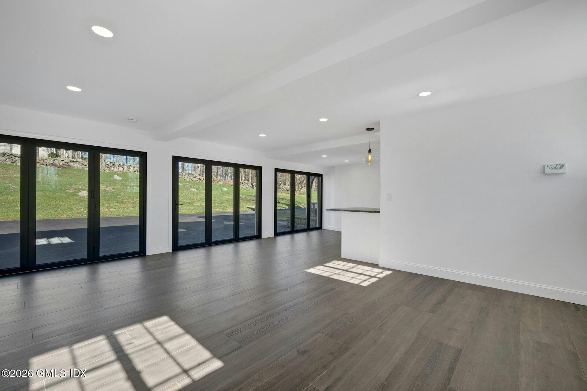 25 Wildwood Road Stamford, CT 06903 - Photo 31 of 42 In law suite doors