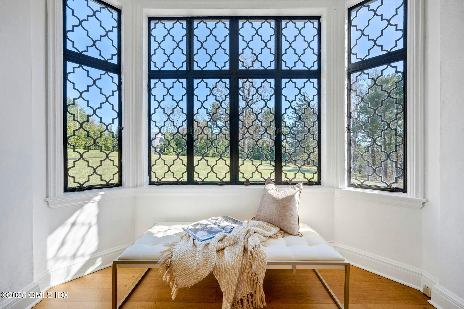 25 Wildwood Road Stamford, CT 06903 - Photo 6 of 42 Bay window