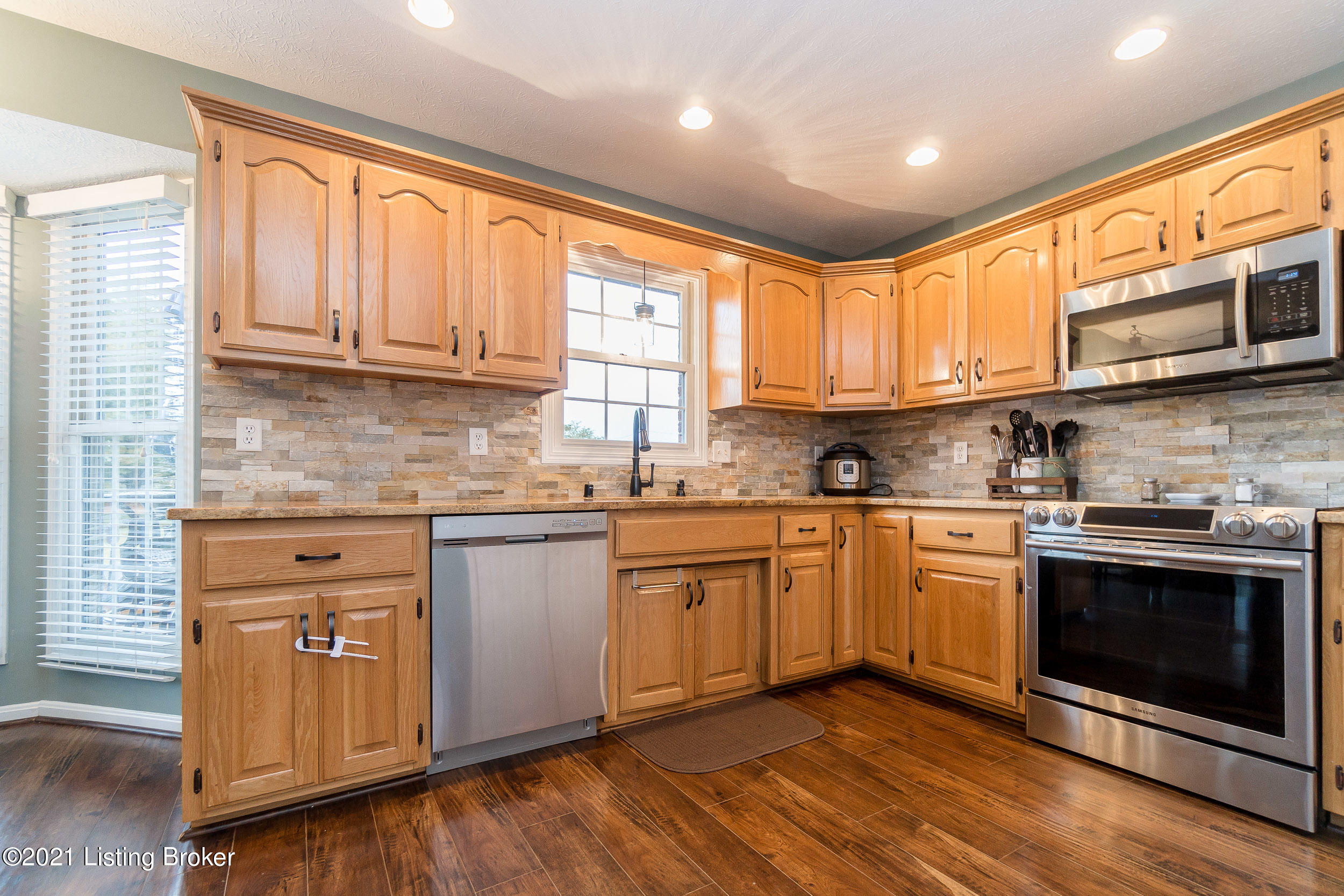 330 Floyds Fork Road Shepherdsville, KY 40165 - Photo 31 of 75 330 Floyds Fork-32