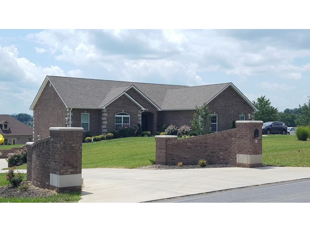2300 Old Tusculum Road Greeneville, TN 37745 - Photo 3 of 34 Photo 3
