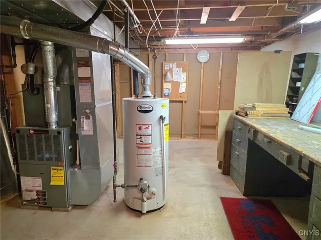 $195,000 | 41 Summit Knolls Drive, Webster, NY 14580