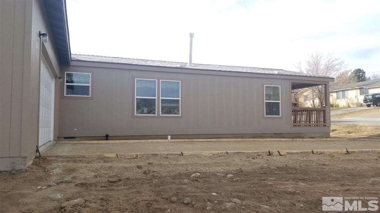172 Hoge Road Reno, NV 89506 - Photo 6 of 17 a view of an house with backyard