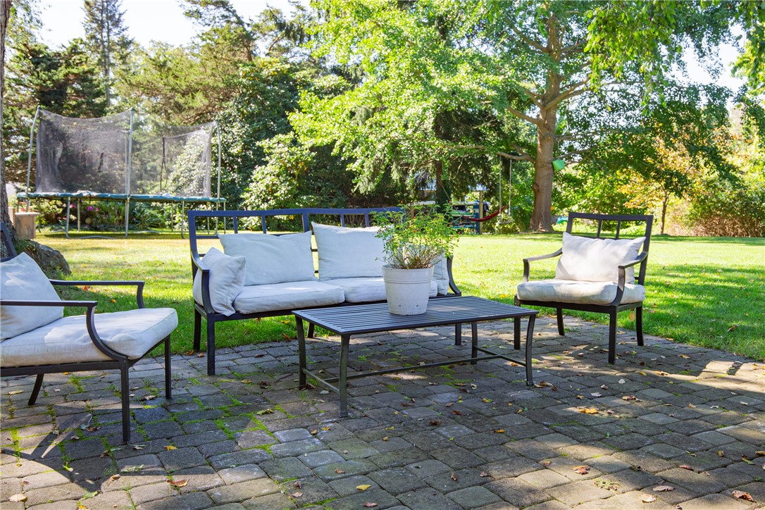 310 3rd Beach Road Middletown, RI 02842 - Photo 27 of 40