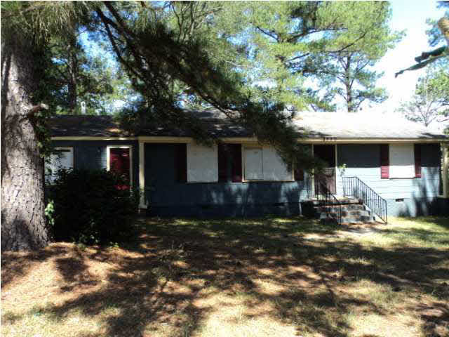 2590 McDowell Circle Jackson, MS 39204 - Photo 1 of 9 Photo 1