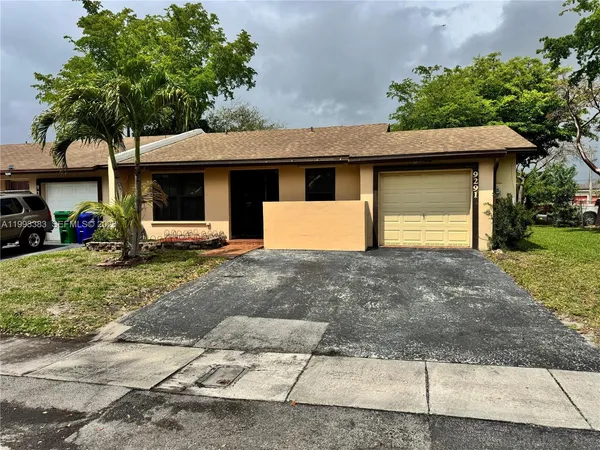 $350,000 | 9291 East Fern Lane, Miramar, FL 33025