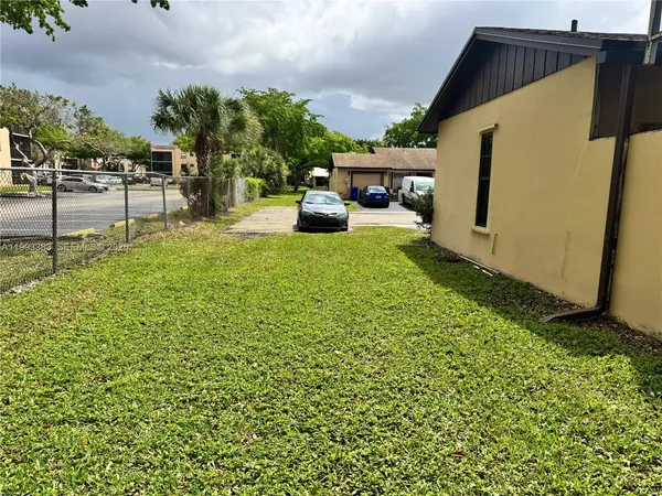 $350,000 | 9291 East Fern Lane, Miramar, FL 33025