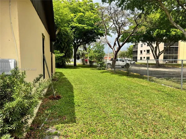 $350,000 | 9291 East Fern Lane, Miramar, FL 33025
