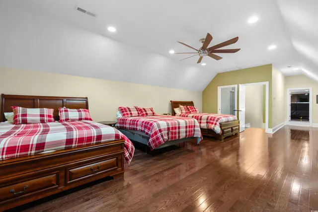 $899,999 | 8008 McSweeney Court, Myrtle Beach, SC 29588