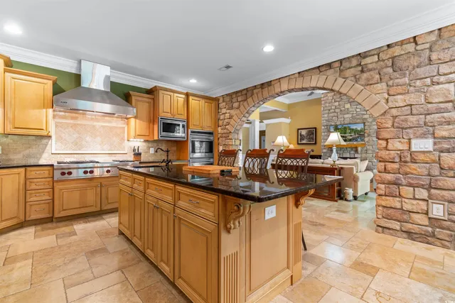 $899,999 | 8008 McSweeney Court, Myrtle Beach, SC 29588