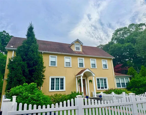 $1,050,000 | 2 Stewart Avenue, Tuckahoe, NY 10707