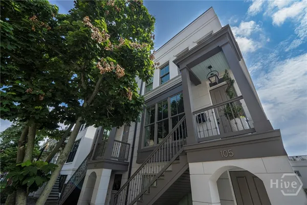 $2,999,950 | 105 East Gordon Street, Savannah, GA 31401