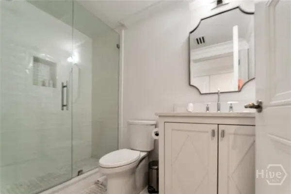$2,999,950 | 105 East Gordon Street, Savannah, GA 31401