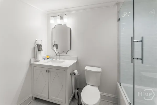 $2,999,950 | 105 East Gordon Street, Savannah, GA 31401