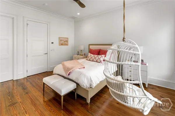 $2,999,950 | 105 East Gordon Street, Savannah, GA 31401