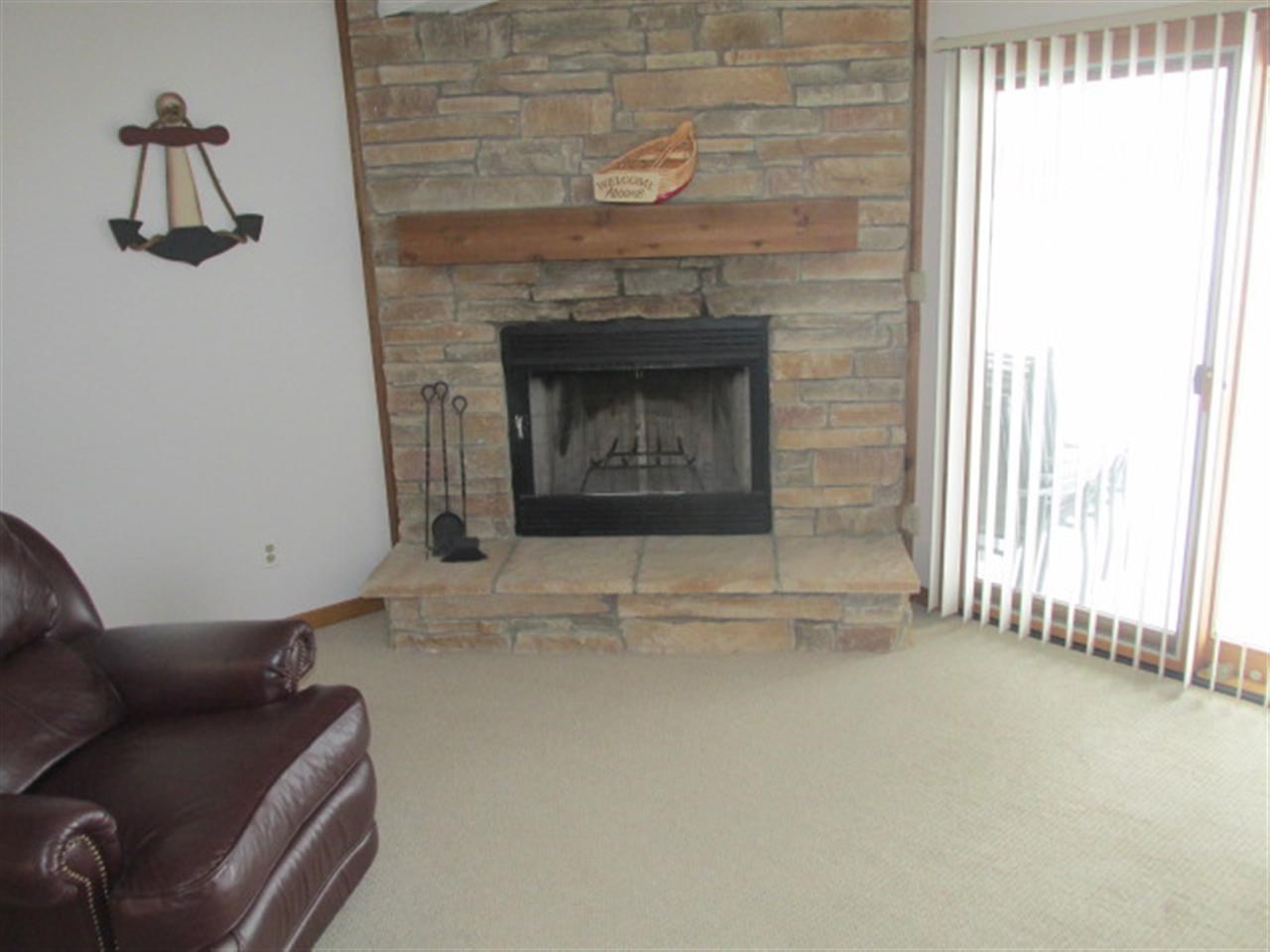 12601 Pleasant Grove Road, Unit 17 Syracuse, IN 46567 - Photo 3 of 13 Gallery Image 3