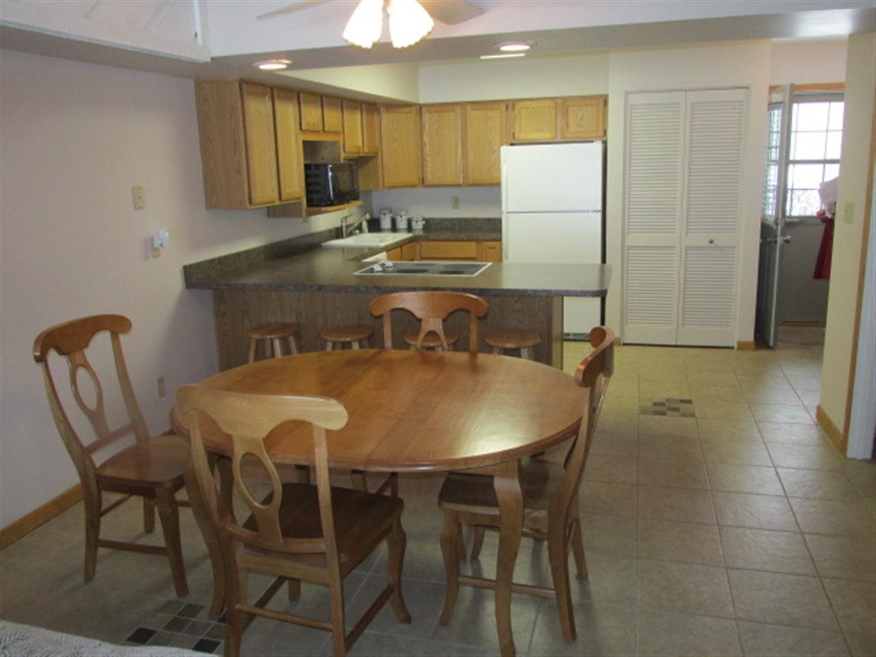 12601 Pleasant Grove Road, Unit 17 Syracuse, IN 46567 - Photo 5 of 13 Gallery Image 5