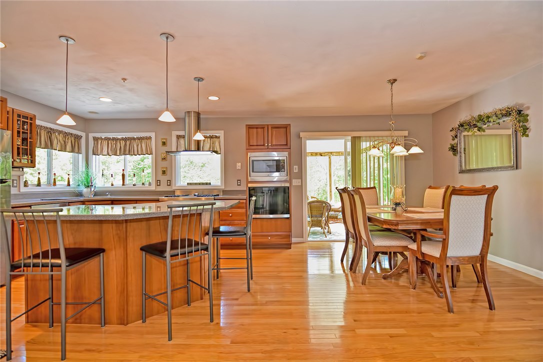 156 Old Staples Road Cumberland, RI 02864 - Photo 14 of 40