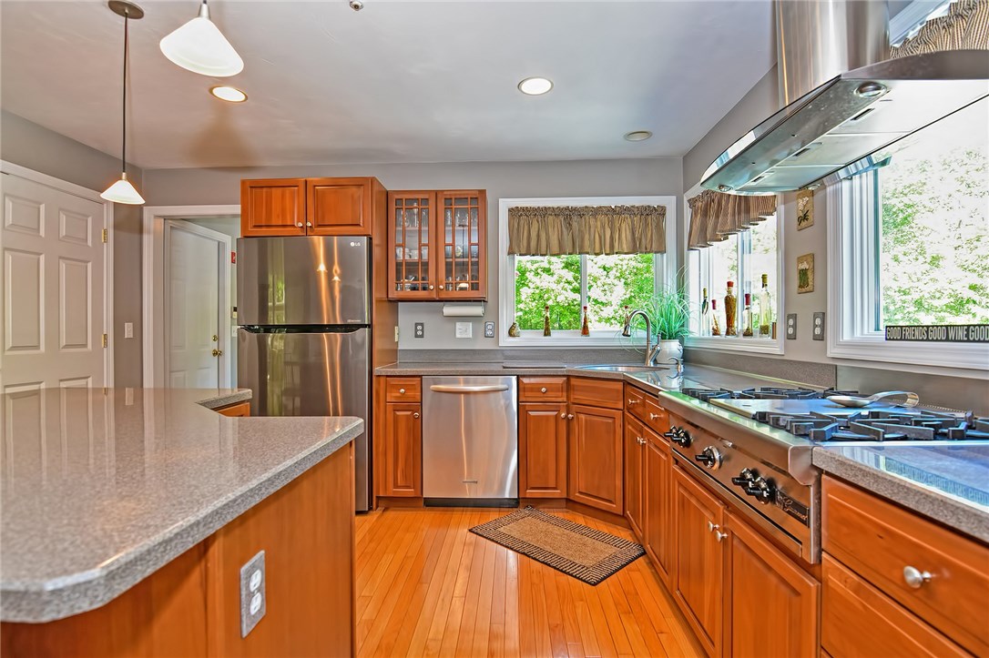 156 Old Staples Road Cumberland, RI 02864 - Photo 15 of 40