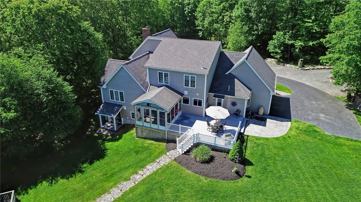 156 Old Staples Road Cumberland, RI 02864 - Photo 4 of 40