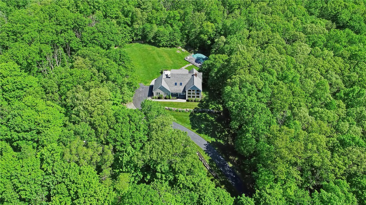 156 Old Staples Road Cumberland, RI 02864 - Photo 7 of 40