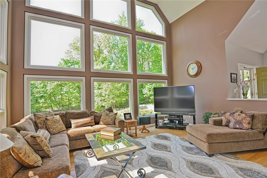 156 Old Staples Road Cumberland, RI 02864 - Photo 8 of 40