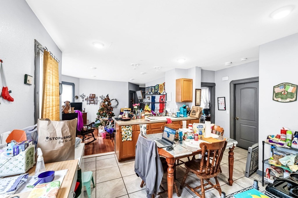 74-76 Clantoy Street Springfield, MA 01104 - Photo 21 of 32 Gallery Image 21