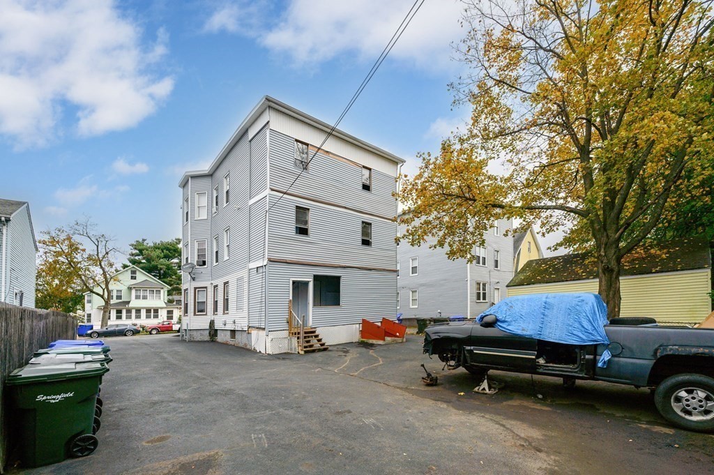 74-76 Clantoy Street Springfield, MA 01104 - Photo 31 of 32 Gallery Image 31